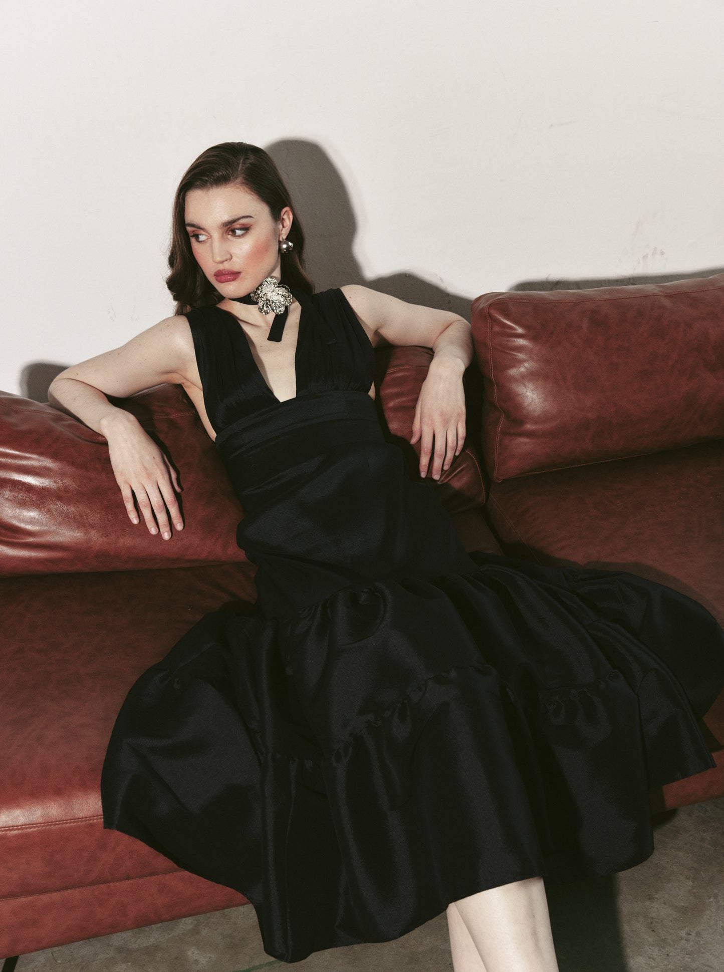 Dark Bella Elbise